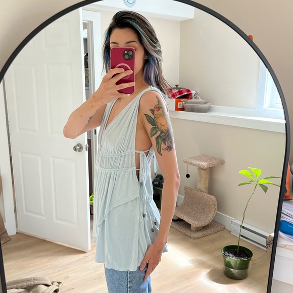 Free People Top - Picture 1 of 6